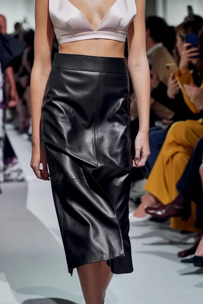 Look 179
